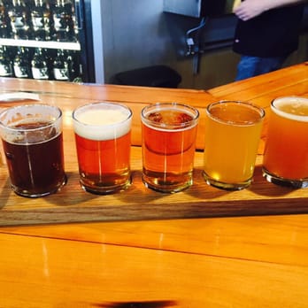 Alameda Brewing - Tasters only for 7$ - Breweries Near Me - Alameda, California