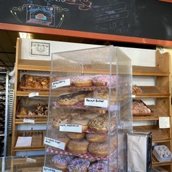 Cumberland Village Bakery - Selection of fresh donuts