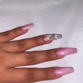 Nails 4 You - Nail Salons Near Me - Canoga Park, California