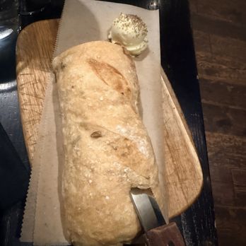 Double Cut Steak House - Complimentary bread - Steakhouses Near Me - Pocono Summit, Pennsylvania Double Cut Steak House - Complimentary bread - Steakhouses Near Me - Pocono Summit, Pennsylvania