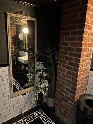 Watts & Ward by null