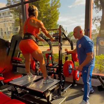 All Star Gym - It's about proper diet & loving yourself enough to focus on what matters! She killed it! I felt the pain too! Hahah.... - Gyms Near Me - Pompano Beach, Florida