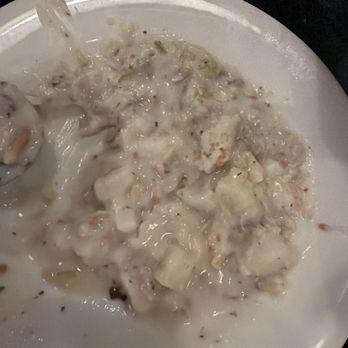 Fresh Off The Hook - Clam chowder.  Not a soup.  Bunch of potatoes. Just not good. - Seafood Near Me - Boise, Idaho