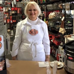 SoLa Seasonings - Susan Pincus, the owner of SoLa Seasonings, Inc., is giving a product demo in The Cook's Warehouse in Atlanta, GA!