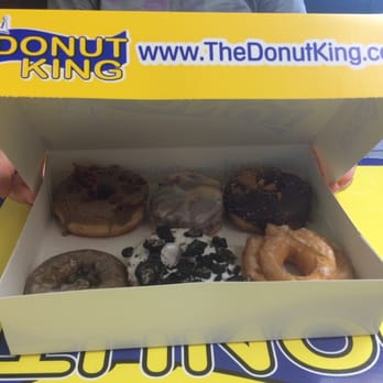 Donut King - Half dozen - Donuts Near Me - Minneola, Florida Donut King - Half dozen - Donuts Near Me - Minneola, Florida