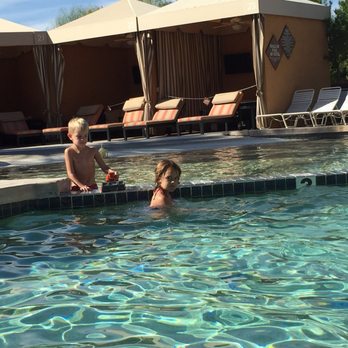 Hilton Phoenix Tapatio Cliffs Resort - Pretty much had the pool to ourselves - Hotels Near Me - Phoenix, Arizona