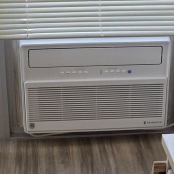 Aire Conditioner Shoppe - Beautiful Friedrich ac. - Heating & Air Conditioning/HVAC Near Me - Waipahu, Hawaii