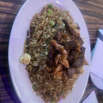 D'carbon - Chaufa Mixto - Peruvian Near Me - Hawthorne, New Jersey