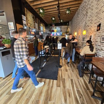 2Fifty Texas BBQ - Inside - Barbeque Near Me - Washington, DC, District of Columbia