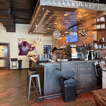 Ella Coffee - Food Trucks Near Me - Houston, Texas