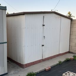 Aluminum shed needed demo and removal!