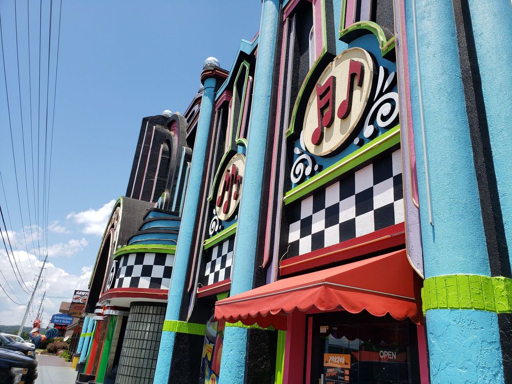 ROCKIN RACEWAY ARCADE 2839 Pkwy, Pigeon Tennessee 41 Photos