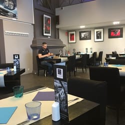 Autoworld Brasserie - Smelled decent