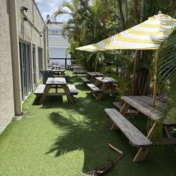The Bamboozer - Out side seating area - Sports Bars Near Me - Bradenton, Florida The Bamboozer - Out side seating area - Sports Bars Near Me - Bradenton, Florida