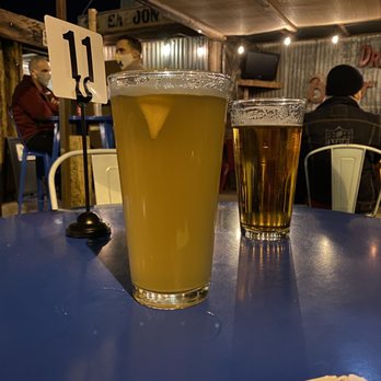 Joshua Tree Saloon - Hanger 9 Orange wheat and 805 - Dive Bars Near Me - Joshua Tree, California Joshua Tree Saloon - Hanger 9 Orange wheat and 805 - Dive Bars Near Me - Joshua Tree, California