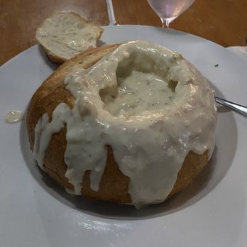 Hook & Anchor - Clam chowder bread bowl - Seafood Near Me - Costa Mesa, California Hook & Anchor - Clam chowder bread bowl - Seafood Near Me - Costa Mesa, California