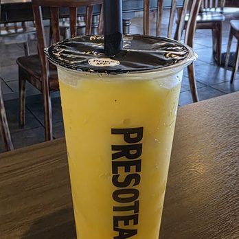 Saigon District - Pineapple Mango Smoothie - Vietnamese Near Me - Huntington Beach, California Saigon District - Pineapple Mango Smoothie - Vietnamese Near Me - Huntington Beach, California