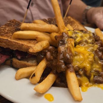 Solvang Restaurant - Pastrami with chili fries - Scandinavian Near Me - Solvang, California Solvang Restaurant - Pastrami with chili fries - Scandinavian Near Me - Solvang, California