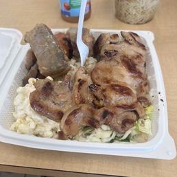 Sweet Sour Spare Ribs, BBQ Chicken, Steam Rice, Macaroni Salad.