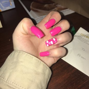 Super Nails - 2 weeks grow out!! no lifting looks amazing still and my cuticles are still very healthy ! AMAZED!!! - Nail Salons Near Me - Beaverton, Oregon