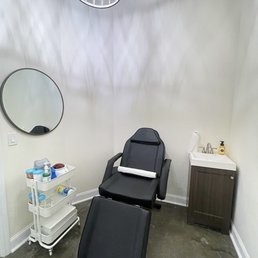 Wax room - so clean