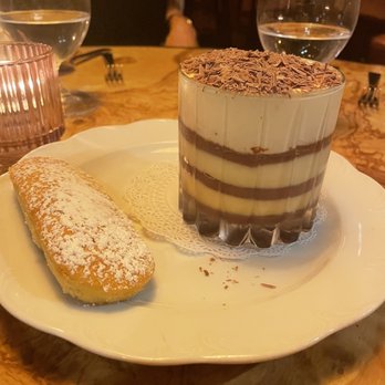 Contessa Miami - Creme anglais - Italian Near Me - Miami, Florida Contessa Miami - Creme anglais - Italian Near Me - Miami, Florida