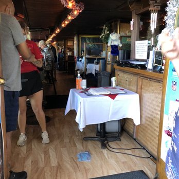 Harbor Pub & Pizza - Entrance. - Pizza Near Me - Honolulu, Hawaii Harbor Pub & Pizza - Entrance. - Pizza Near Me - Honolulu, Hawaii