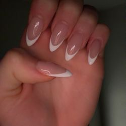 3D Nails - Simple frenchies