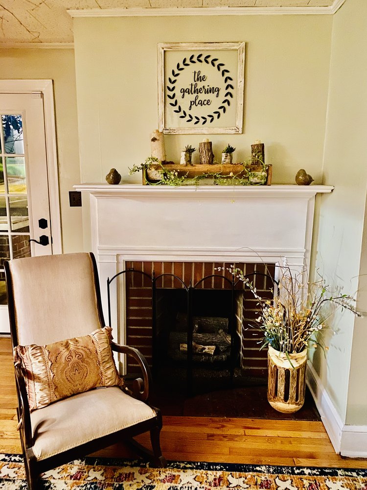 THE MIDDLE PATHKINGSPORT 2082 Ft Henry Dr, Kingsport, Tennessee Counseling & Mental Health