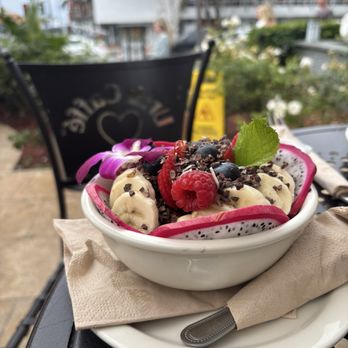 Urth Caffe - Urth Acai Bowl - Coffee & Tea Near Me - Laguna Beach, California Urth Caffe - Urth Acai Bowl - Coffee & Tea Near Me - Laguna Beach, California