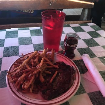 Coyote Bluff Cafe - Burgers Near Me - Amarillo, Texas