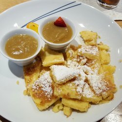 Wirtshaus am Tuxer Ferner - Kaiserschmarrn mit Apfelmus