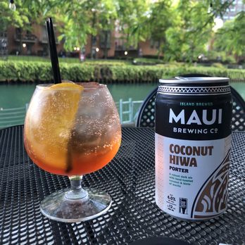 Pinched on the River - Aperol Spritz Cocktail and the Maui Coconut Porter - Mediterranean Near Me - Chicago, Illinois Pinched on the River - Aperol Spritz Cocktail and the Maui Coconut Porter - Mediterranean Near Me - Chicago, Illinois