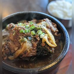 Danji - Gamjatang (Pork Bone Soup)