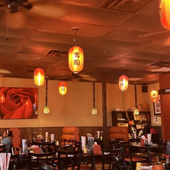 Oyshi Sushi By Sith - Plenty of seating at 2pm. Late lunch. - Sushi Bars Near Me - Portland, Texas Oyshi Sushi By Sith - Plenty of seating at 2pm. Late lunch. - Sushi Bars Near Me - Portland, Texas