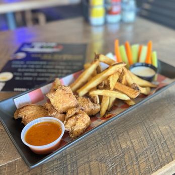 Ground Xero - Yummy - Gastropubs Near Me - Northfield, Ohio
