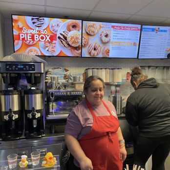 Duck Donuts - Nices people you meet - Donuts Near Me - Las Vegas, Nevada Duck Donuts - Nices people you meet - Donuts Near Me - Las Vegas, Nevada