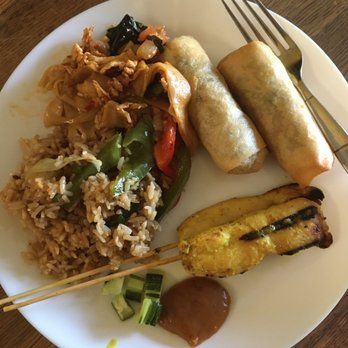 Sala Thai - Spring rolls, Satay, drunken noodles, basil fried rice - Thai Near Me - Fremont, California Sala Thai - Spring rolls, Satay, drunken noodles, basil fried rice - Thai Near Me - Fremont, California