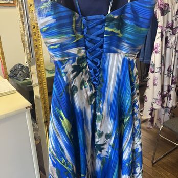 Liz's Tailor - She added this in place of the zipper that wouldn't zip! - Sewing & Alterations Near Me - Sugar Land, Texas Liz's Tailor - She added this in place of the zipper that wouldn't zip! - Sewing & Alterations Near Me - Sugar Land, Texas