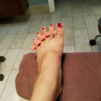Mani Pedi Spa - Glitter red, complete with slippah tan - Eyelash Service Near Me - Honolulu, Hawaii Mani Pedi Spa - Glitter red, complete with slippah tan - Eyelash Service Near Me - Honolulu, Hawaii