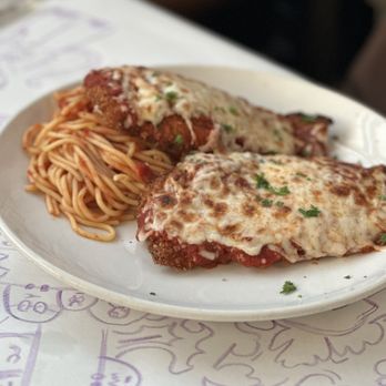 MA'S Italian Kitchen - BAKED CHICKEN PARMIGIANA - Italian Near Me - Burbank, California