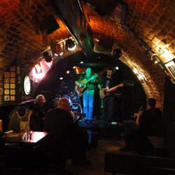 Molly Malone's Irish Pub
