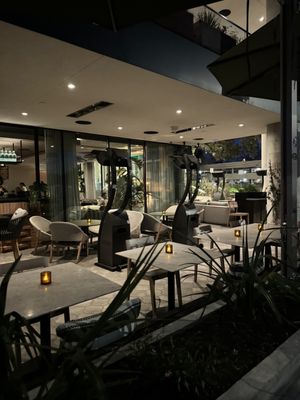 Tómalo Grill by null