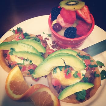 Blackbird Café - Recommend "Dos Caballeros" (version of Eggs Benedict) that consists of sopes instead of English muffin & Chorizo instead of ham. - Cafes Near Me - Long Beach, California