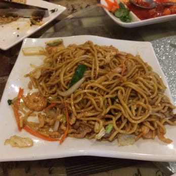 Peter Chang - Basic combination LoMein. Stingy on the meats. Combination means everything. Hello. - Szechuan Near Me - Virginia Beach, Virginia Peter Chang - Basic combination LoMein. Stingy on the meats. Combination means everything. Hello. - Szechuan Near Me - Virginia Beach, Virginia