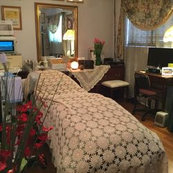 Naturallè Beautiful Skincare - Facial services