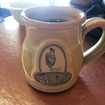 Another Broken Egg Cafe - Cute coffee mugs! - Breakfast & Brunch Near Me - Boca Raton, Florida