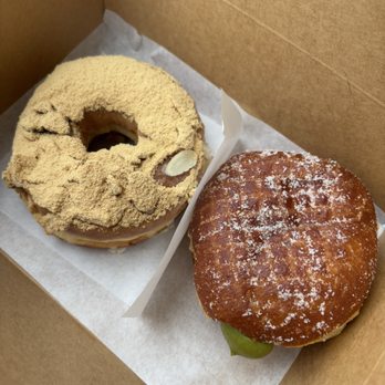 Bun Appetit - Injeolmi Donut ($6.50, 4.25/5 stars), Matcha Cream Malasada ($5.50, 4/5 stars) - Donuts Near Me - Fremont, California