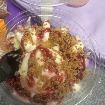 Nothing Bundt Cakes - Bakeries Near Me - Indianapolis, Indiana