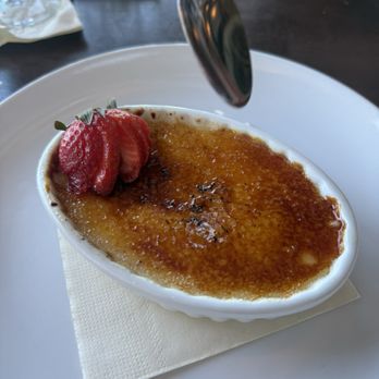Seaglass Restaurant & Lounge - Crème brûlée - New American Near Me - Salisbury, Massachusetts Seaglass Restaurant & Lounge - Crème brûlée - New American Near Me - Salisbury, Massachusetts